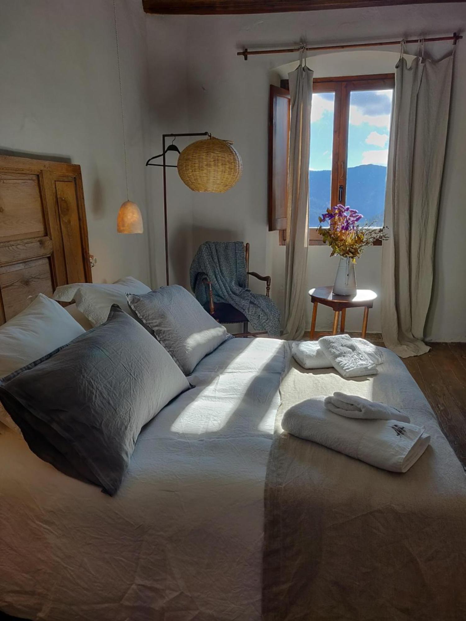 Mas El Mir Guest House รีโปลล์ ภายนอก รูปภาพ